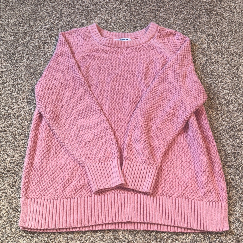 LIKE NEW! Old Navy crew neck sweater!